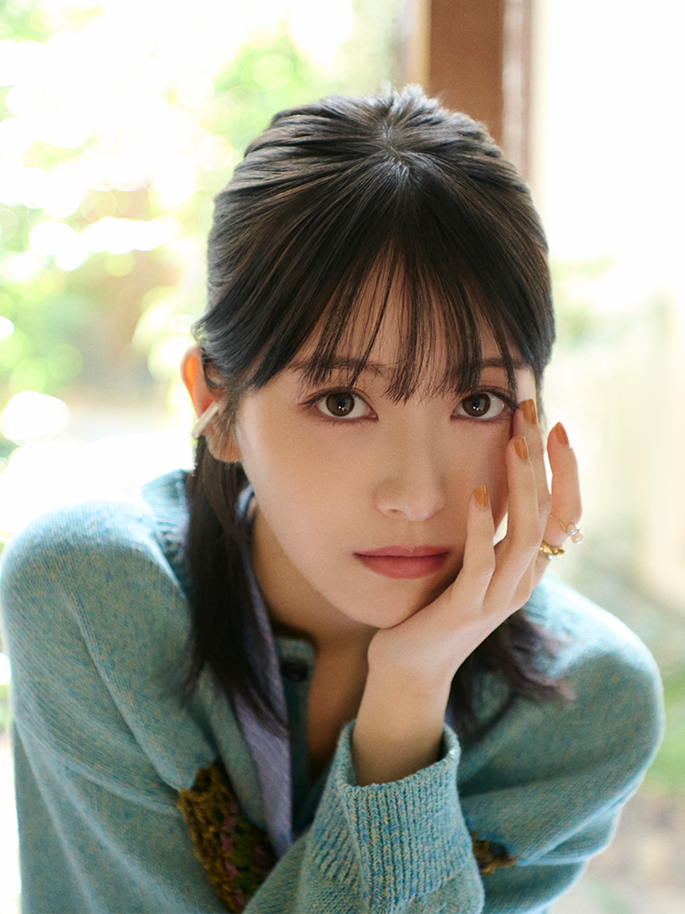 浜辺美波 オフィシャルサイト限定 オリジナル Tシャツ MINAMI 浜辺美波オフィシャルショップ – sheeta-shop